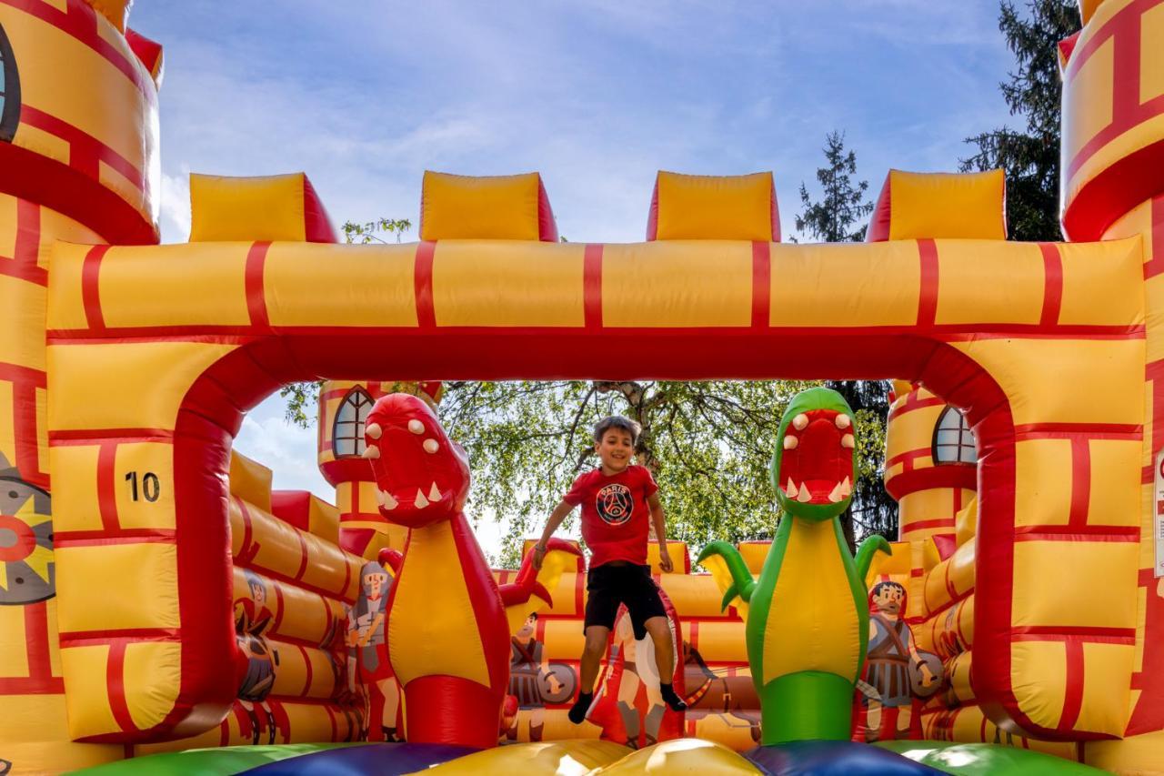 Camping Country Park Crecy La Chapelle - Site Officiel - Next To Disneyland Paris Exterior foto